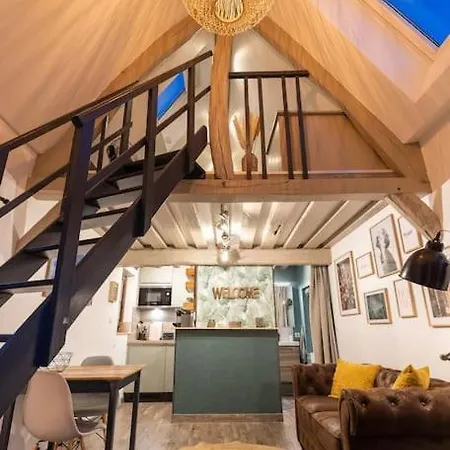 Le Puits Jaune - Nature Et Ferienhaus